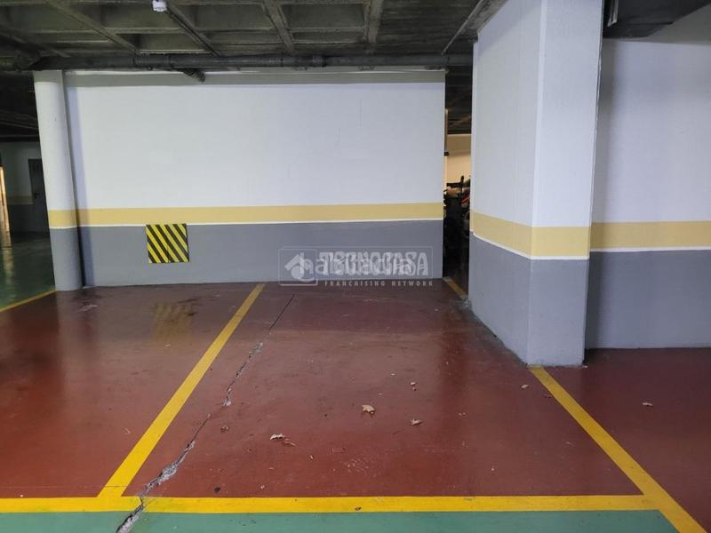Foto b47a95ce-911d-4930-b65e-6bb83da1bbe3. Posto auto in Grancasa Zaragoza