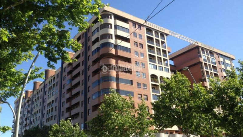 Foto b85d3906-d2c5-44e9-a52a-1fc5c3cd447e. Posto auto in Grancasa Zaragoza