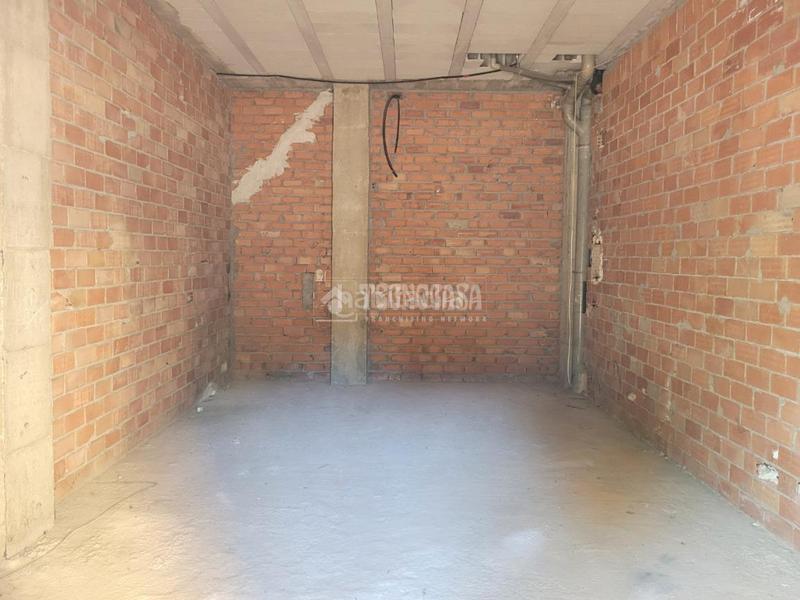 Foto 6abd1ada-960f-44e5-bfc4-2feabc51941e. Location local commercial dans Grancasa Zaragoza