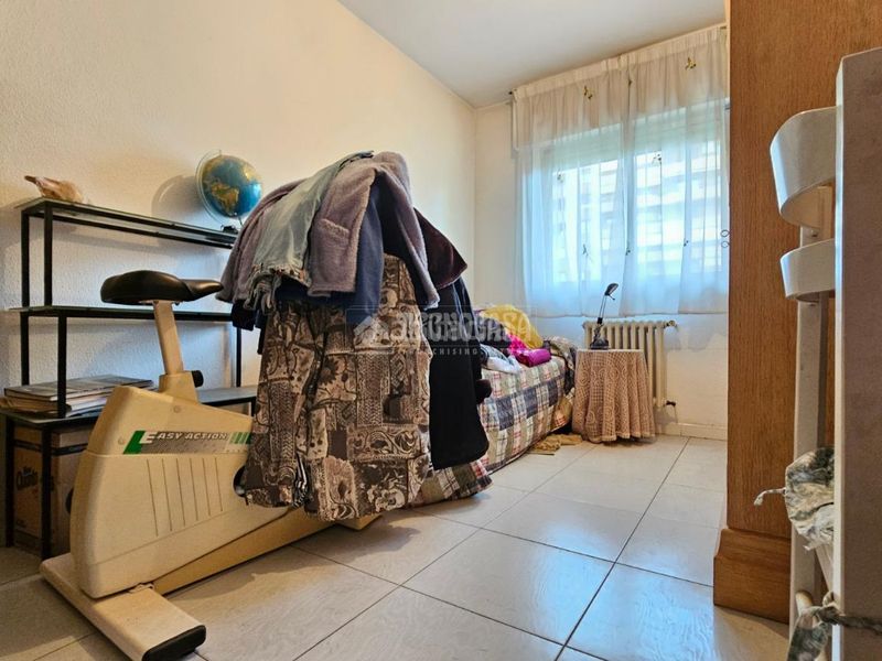 Foto a332382d-8e55-4c48-980a-92cbae99e0ae. Dúplex amb calefacció aparcament piscina a Grancasa Zaragoza