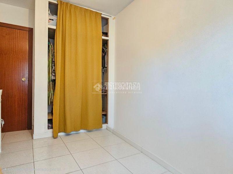 Foto aa2dce30-1660-4784-ab8a-0879c5db582a. Dúplex amb calefacció aparcament piscina a Grancasa Zaragoza