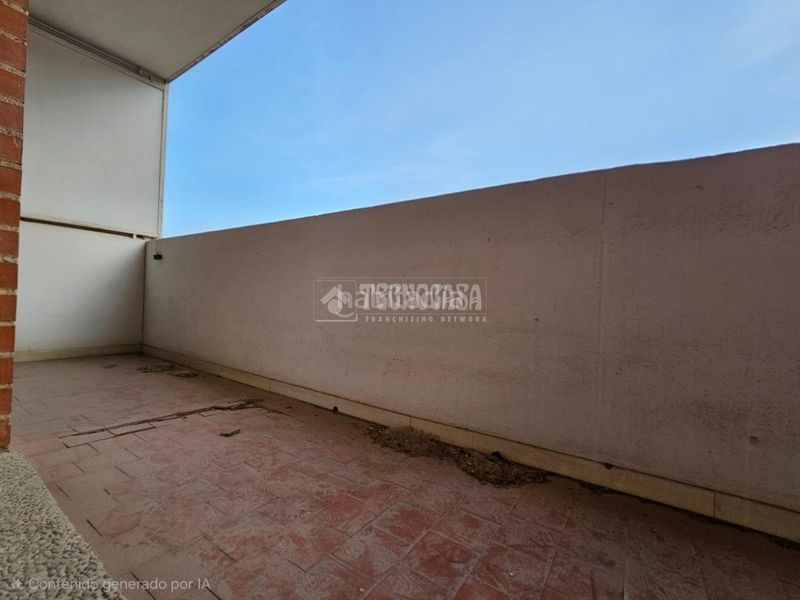 Foto f86d44e5-d5d2-4175-8b74-586e62908e6c. Dúplex amb calefacció aparcament piscina a Grancasa Zaragoza