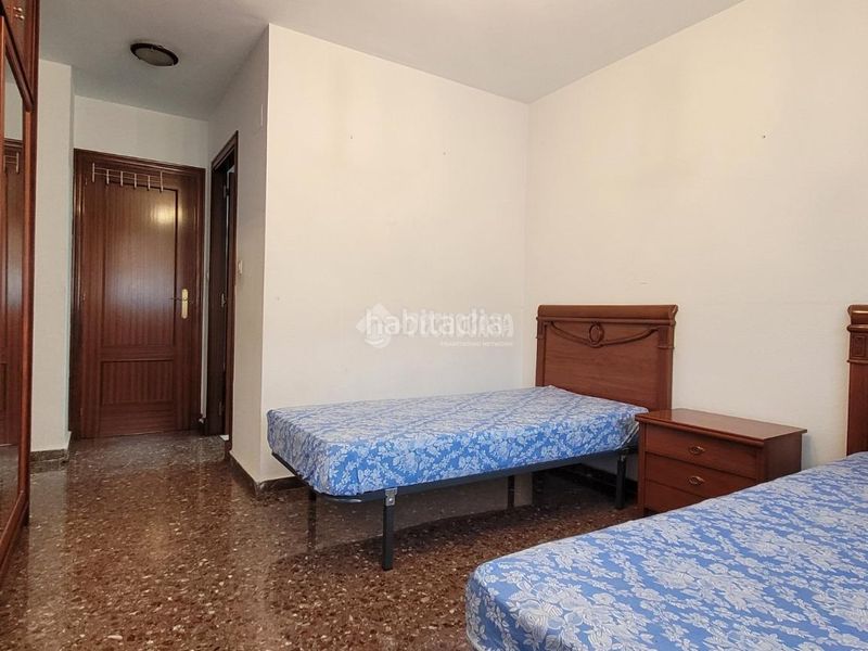 Foto 5de5e115-9fec-4f64-90ed-eb466318efaf. Pis amb aparcament a Parque de los Cineastas Zaragoza