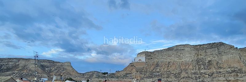 Foto b6223a7b-8a8d-444a-84a9-9f73d99ced65. Edifici a Remolinos