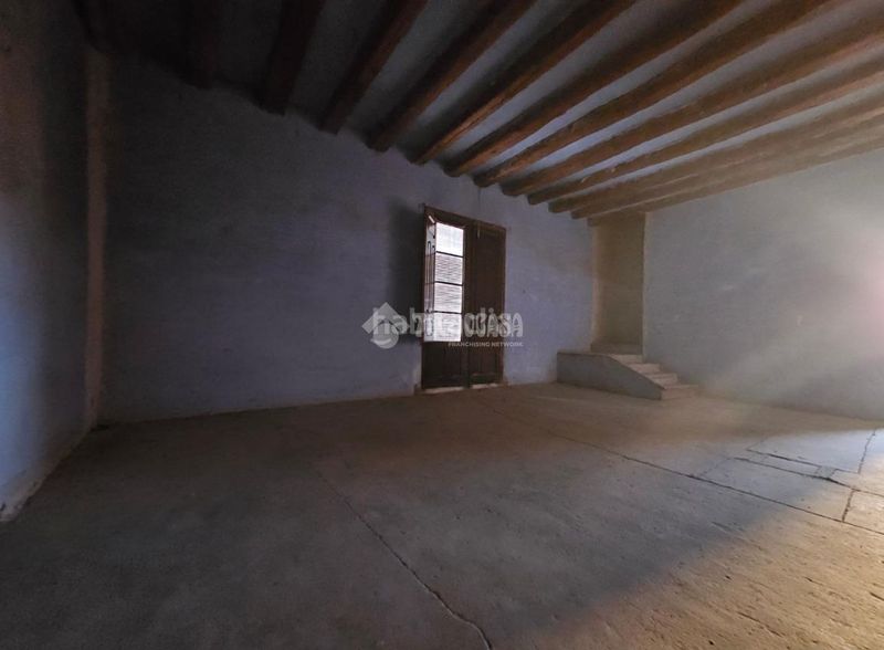 Foto c316b7e5-09be-4bc0-bc76-8720e8a56dfa. Edifici a Remolinos