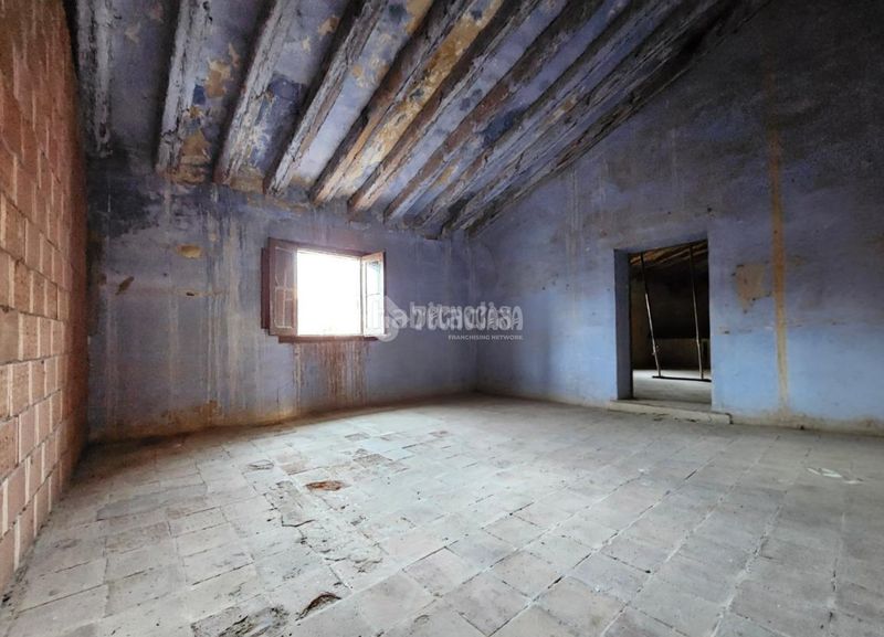 Foto e58bfd7a-117b-4ecb-b2b8-003b2b4e273c. Edifici a Remolinos