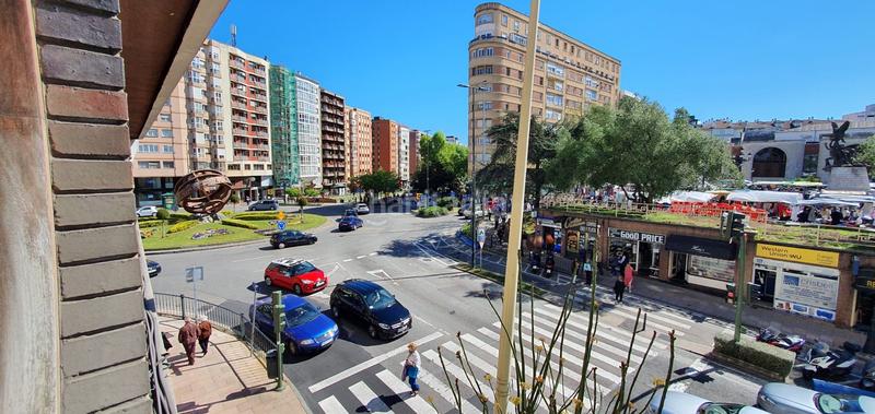 Foto 7a630ee0-3509-403c-bc8f-fce8337f39cb. Alquiler oficina en Cuatro Caminos Santander