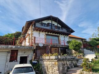 Xalet  Avenida menéndez pelayo. Magnifica casa en finca de 5.500 m2.