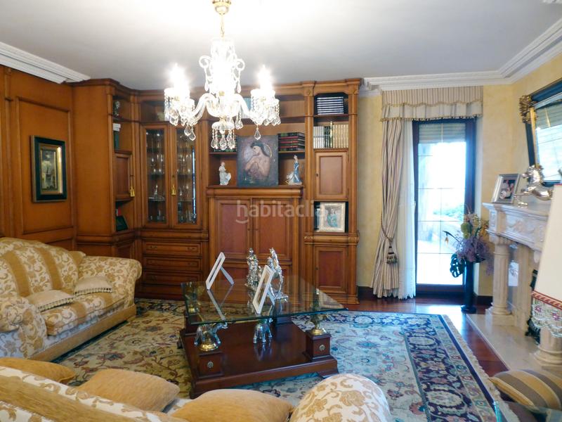 Foto 01a87321-954b-46b6-a593-dd9820d4ca33. Chalet mit kamin heizung parking in Maliaño Camargo