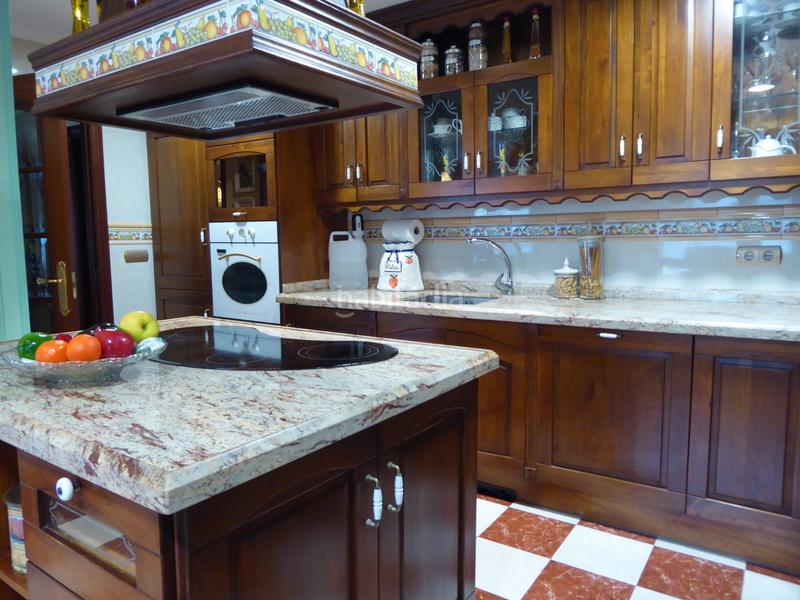 Foto 3fd6a31f-3429-4a78-a640-05e6e2f41592. Chalet mit kamin heizung parking in Maliaño Camargo