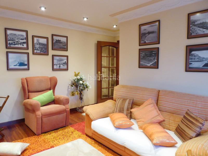 Foto a65ec3c1-e8db-42e1-89ed-ee2c9c895c84. Chalet mit kamin heizung parking in Maliaño Camargo