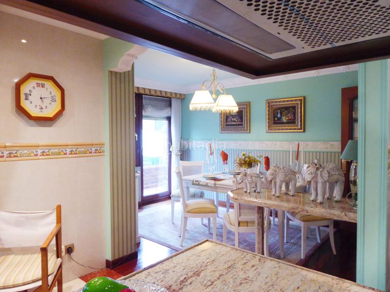 Foto 87363e31-3551-4655-9149-106d2131cb37. Chalet con camino riscaldamento parcheggio in Maliaño Camargo