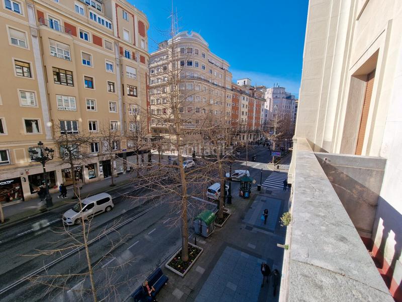 Foto 1425d5c0-01ef-4c95-aa9b-c659df7f45c7. Piso espacioso piso en calvo sotelo en Centro - Ayuntamiento Santander