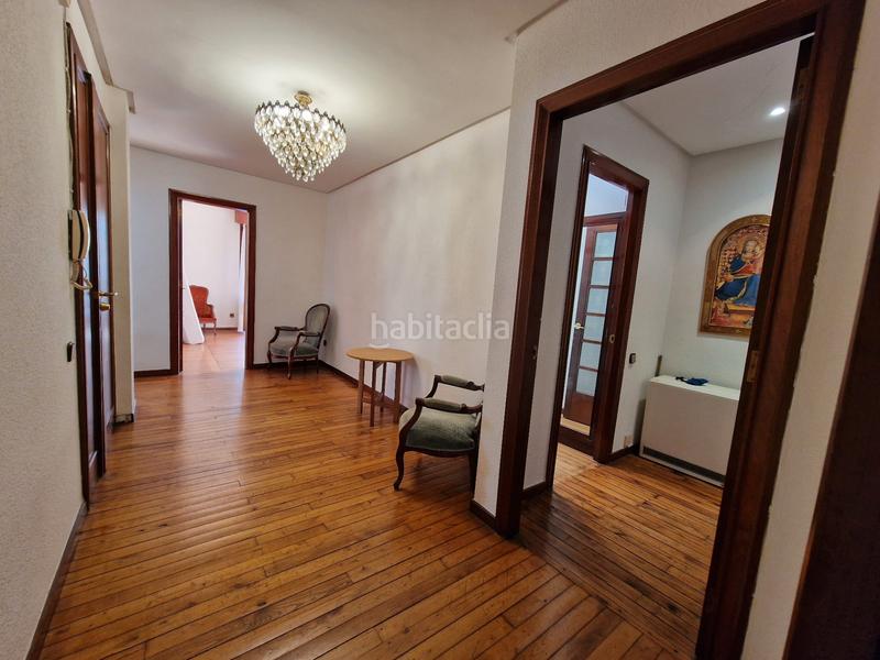 Foto 8c56f32f-1592-48b4-bc83-10019a9e725c. Piso espacioso piso en calvo sotelo en Centro - Ayuntamiento Santander