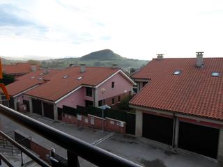 Xalet  Urbanización rìa del pas. Chalet adosado a 10 mit. de santander y playas