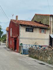 Casa aparellada a Cueto. Casa para reformar en cueto