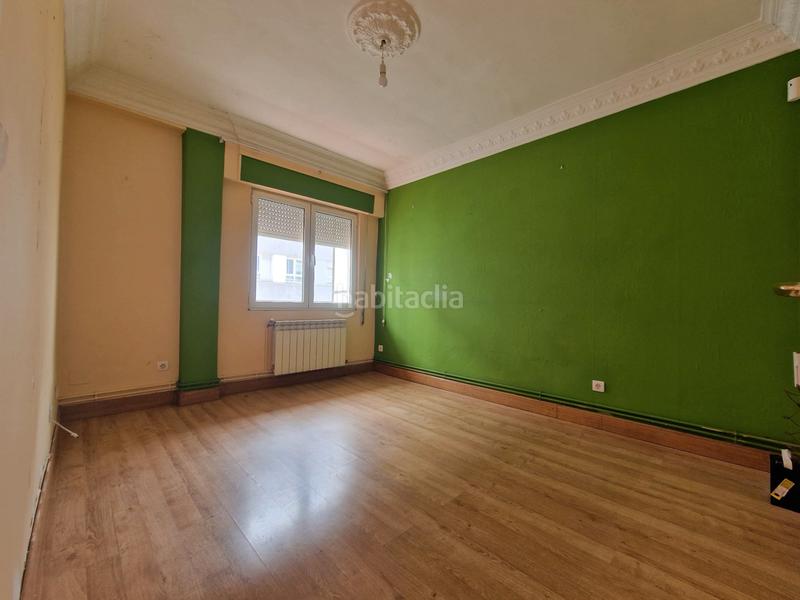 Foto fcfab11b-a69a-4eb6-bc87-25b1203592ef. Piso  con terraza al sur en Centro Torrelavega