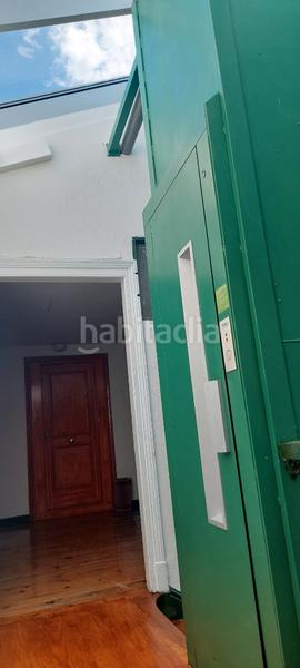 Foto 9ba86891-367f-4b57-b214-32ac3eba9ab1. Ático en calle isabel la católica 3 ático para reformar en edificio emblemático en pleno centro . en Santander