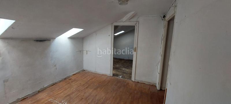 Foto ed3caa9d-0569-49a3-81fa-5ba2feea233f. Ático en calle isabel la católica 3 ático para reformar en edificio emblemático en pleno centro . en Santander