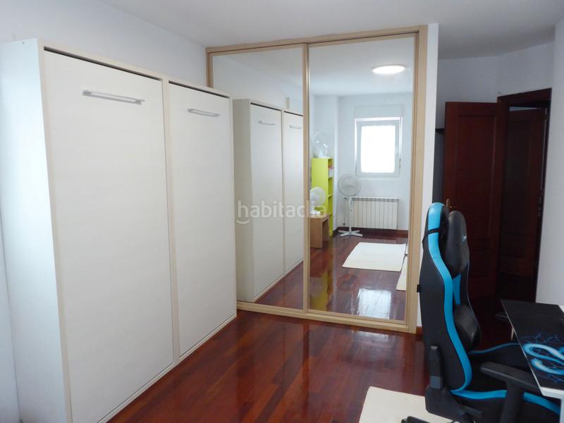 Foto 6543420d-9ad1-468e-8c81-8a5f4aacdbbc. Planta baixa a calle alday 9 a Maliaño Camargo