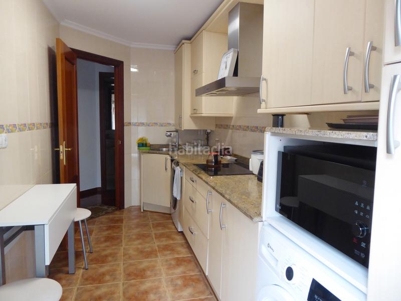 Foto a0f102e5-e862-4765-8242-30d1ffe083b2. Planta baixa a calle alday 9 a Maliaño Camargo