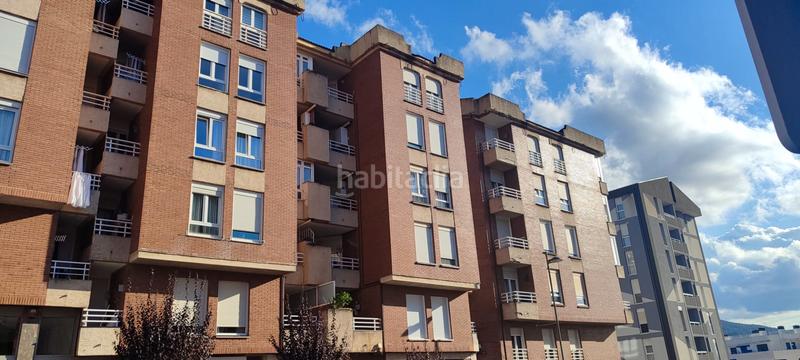 Foto 1fe4471f-c8ea-4b20-bb97-9b8b3ebc15f4. Piso  de 3 habitaciones y dos baños con ascensor en el astillero en Astillero (El)