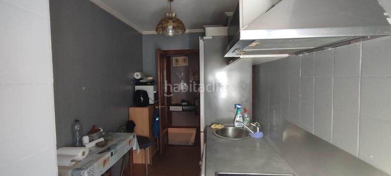 Foto a8ec5d6a-2c81-4ea7-b203-cc58bf07473b. Piso  de 3 habitaciones y dos baños con ascensor en el astillero en Astillero (El)