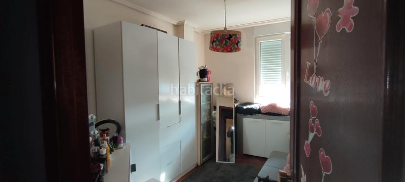 Foto b5838a98-a4f4-49ad-ad58-816329c97f15. Piso  de 3 habitaciones y dos baños con ascensor en el astillero en Astillero (El)