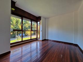 Zweistöckige Wohnung  Calle ramón y cajal 7. Dúplex de 4 dormitorios con terraza de 30 m2. al sur