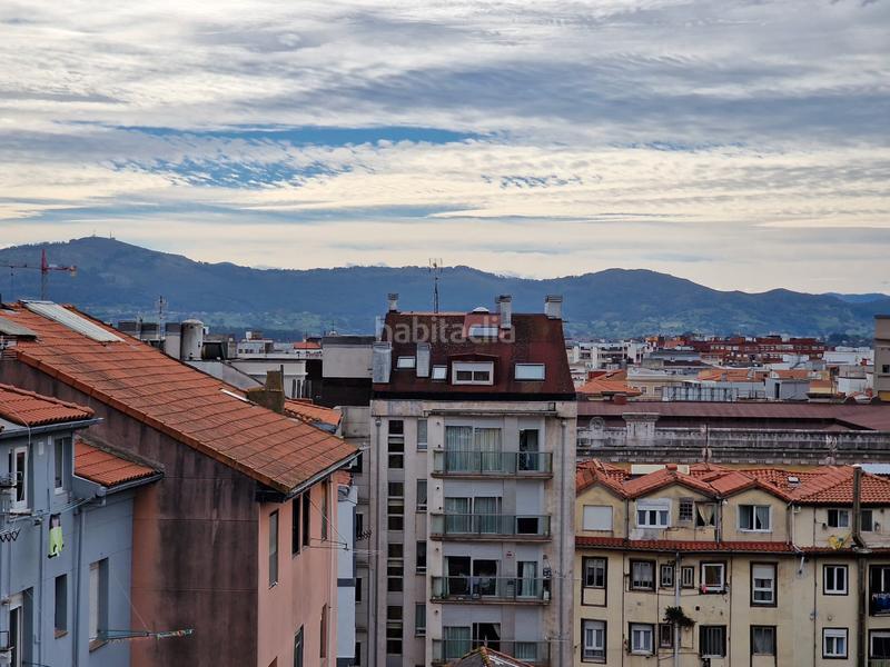 Foto 7cee0c78-a24f-4137-94ce-5e0ed3aa061a. Pis a calle san celedonio 14 a Centro - Ayuntamiento Santander