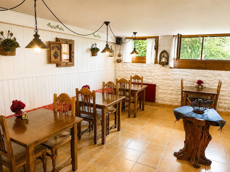 Foto dfaaaf8f-b9ff-4f7a-9b93-44b80836fb34. Casa una propiedad singular en cantabria, con múltiples posibilidades rubayo · · cantabria en Marina de Cudeyo