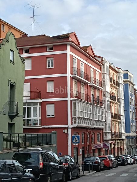 Foto e593c2e5-4b82-4fa0-9a29-69f343aeee2c. Pis a Centro - Ayuntamiento Santander