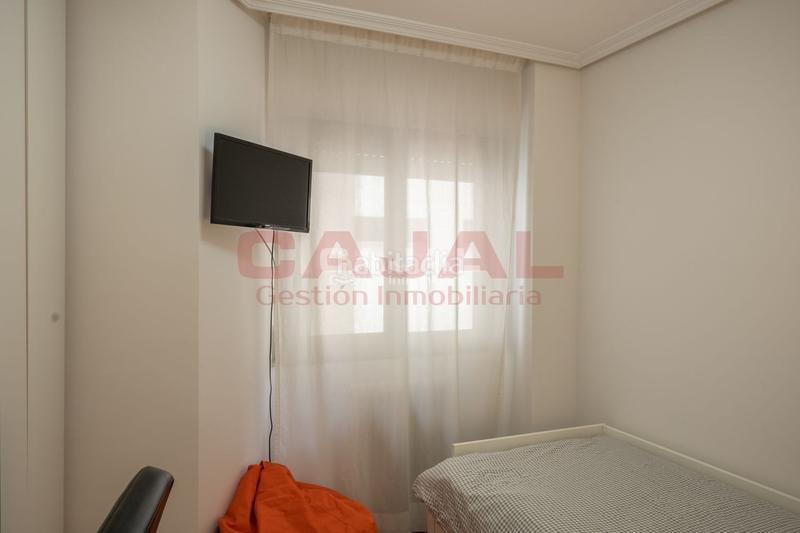 Foto a009b412-4779-49cb-92f9-bc8cd05a66a2. Alquiler piso en Parquesol Valladolid