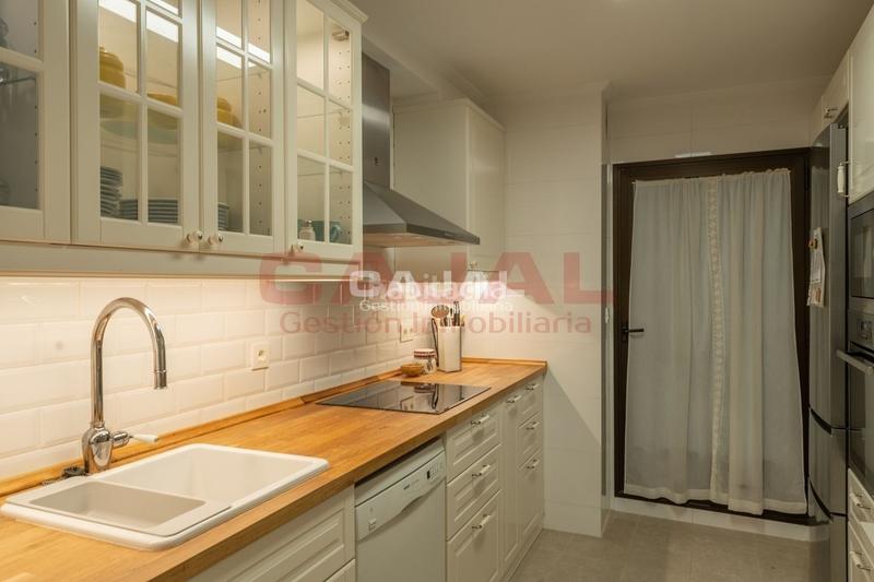 Foto 65b71945-3b3d-49b7-bf90-7a6ab3cb1362. Lloguer pis amb calefacció aparcament a Parquesol Valladolid