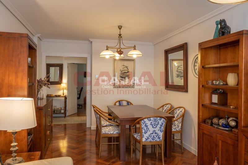 Foto 4f4d3964-224d-4ffa-be18-359709a3bb44. Location appartement avec chauffage parking dans Parquesol Valladolid