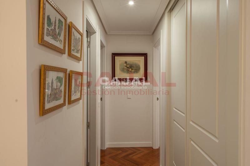 Foto c93b0dfe-fe4a-4f73-874c-76a7a6df74ed. Location appartement avec chauffage parking dans Parquesol Valladolid