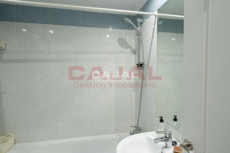 Foto c9cbe002-ccb5-4154-9fd9-5eb3198271fe. Location appartement avec chauffage parking dans Parquesol Valladolid