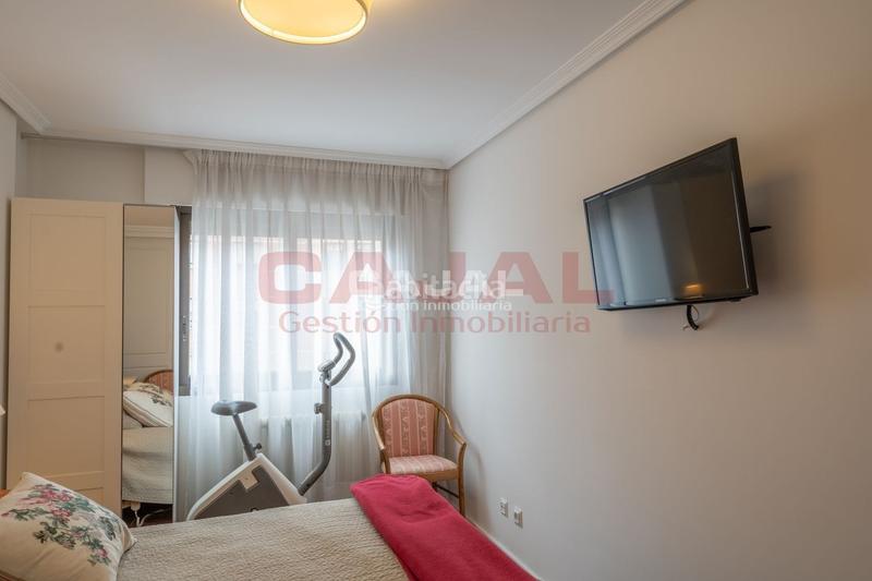 Foto d2b7bad3-f34b-4a02-83fe-8b63c1b3d46d. Location appartement avec chauffage parking dans Parquesol Valladolid