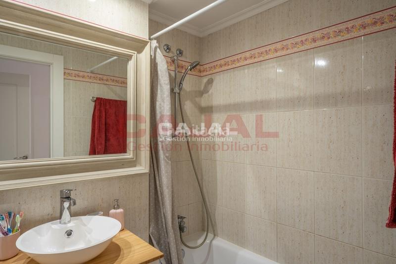 Foto 989b46a1-abcd-42a9-873f-42dde161c528. Miete etagenwohnung mit heizung parking in Parquesol Valladolid