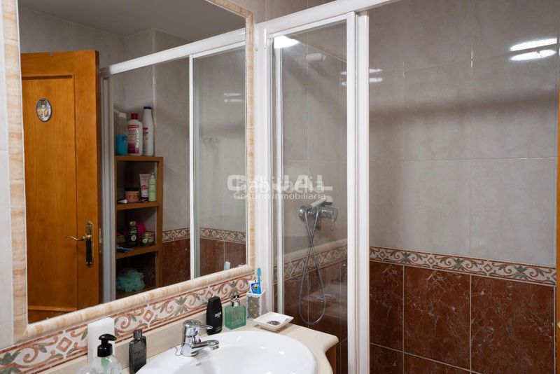Foto df801ea9-7e4b-42c3-8d64-2354d55e7370. Pis amb calefacció aparcament piscina a Riaza