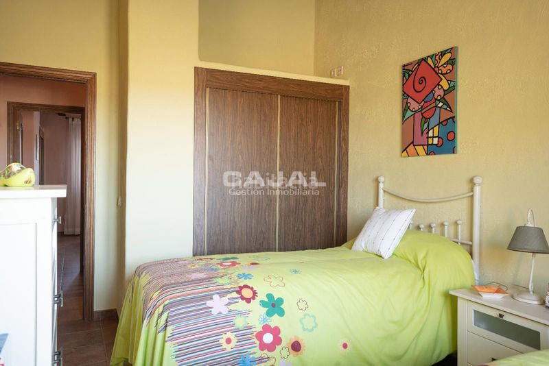 Foto 1c0eb989-07a6-4c93-a1b7-cf5ad20bd25b. Casa adossada amb calefacció a Grajera