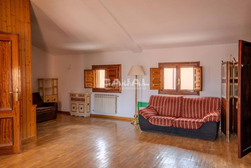 Foto eb0740ad-d8ba-4249-a672-445c4adedcff. Casa adossada amb calefacció aparcament a Riaza