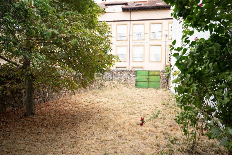 Foto 831a2276-4890-461d-9d6e-bea7986377ea. Finca rústica a val alto 18 a Riaza