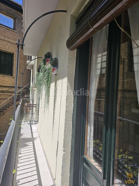 Foto f7708fdc-b0b9-428c-936a-fdaf78b6a986. Apartament amb calefacció a Casco Antiguo Pamplona / Iruña