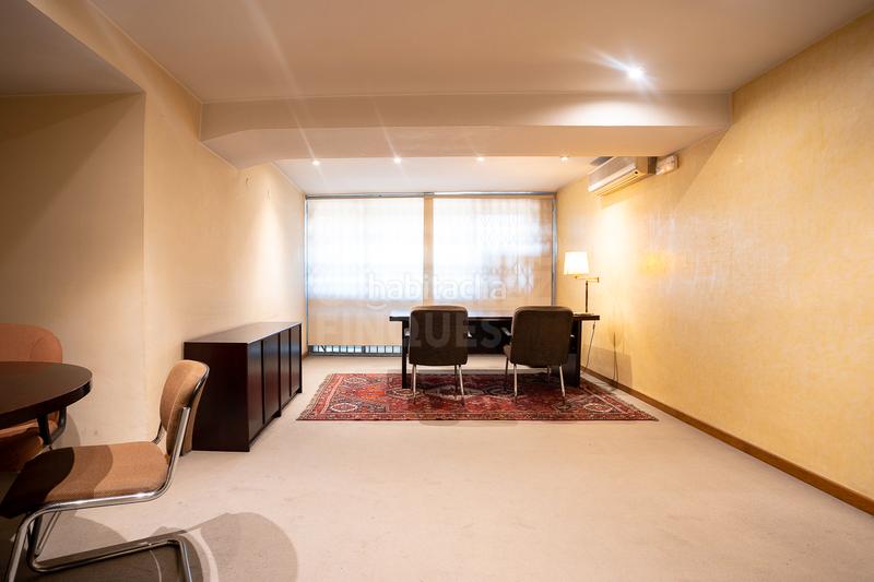 Foto 349aef18-b6d0-4aee-abc2-909cfc26ec77. Büro in Sagrada Família Barcelona