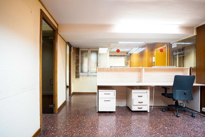 Foto 46275e14-d67d-49a7-a44d-6752989ebe4f. Büro in Sagrada Família Barcelona