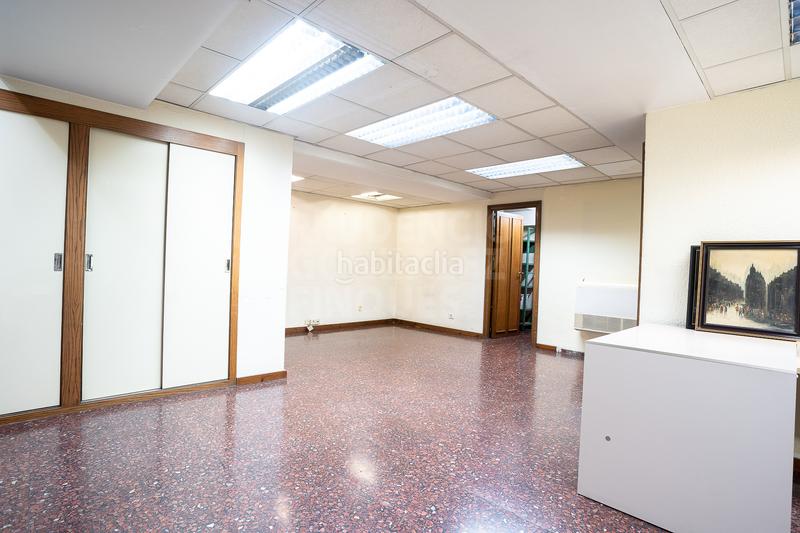 Foto 2db1e7d6-3f50-4ea5-a200-61c6c4fcbad1. Oficina  en venta en calle d'aragó en Sagrada Família Barcelona