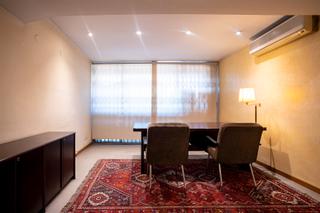 Büro in Sagrada Família. Oficina en venta en calle d'aragó