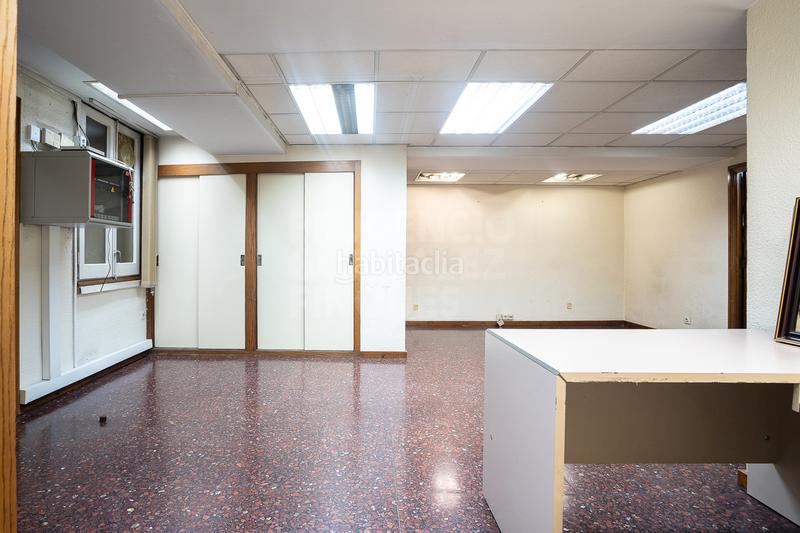 Foto d4277777-300f-4f33-8081-977cc737d2a7. Oficina  en venta en calle d'aragó en Sagrada Família Barcelona