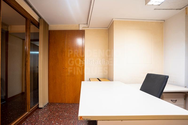 Foto ea4e304d-f70d-4507-96be-aec172dc592d. Oficina  en venta en calle d'aragó en Sagrada Família Barcelona